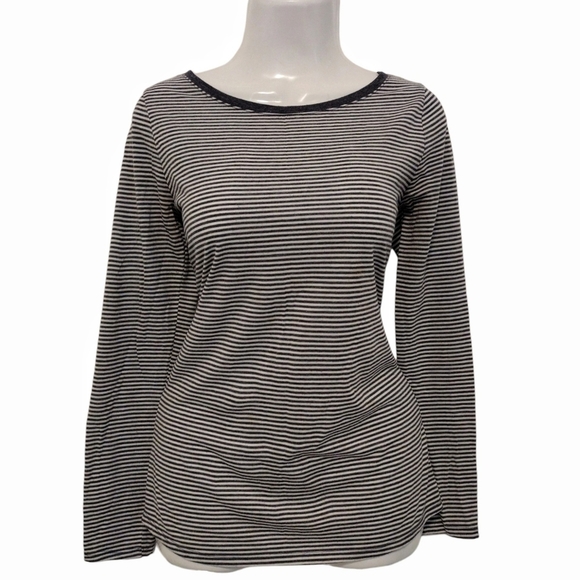 Old Navy Tops - Old Navy - Striped Long Sleeves Tee